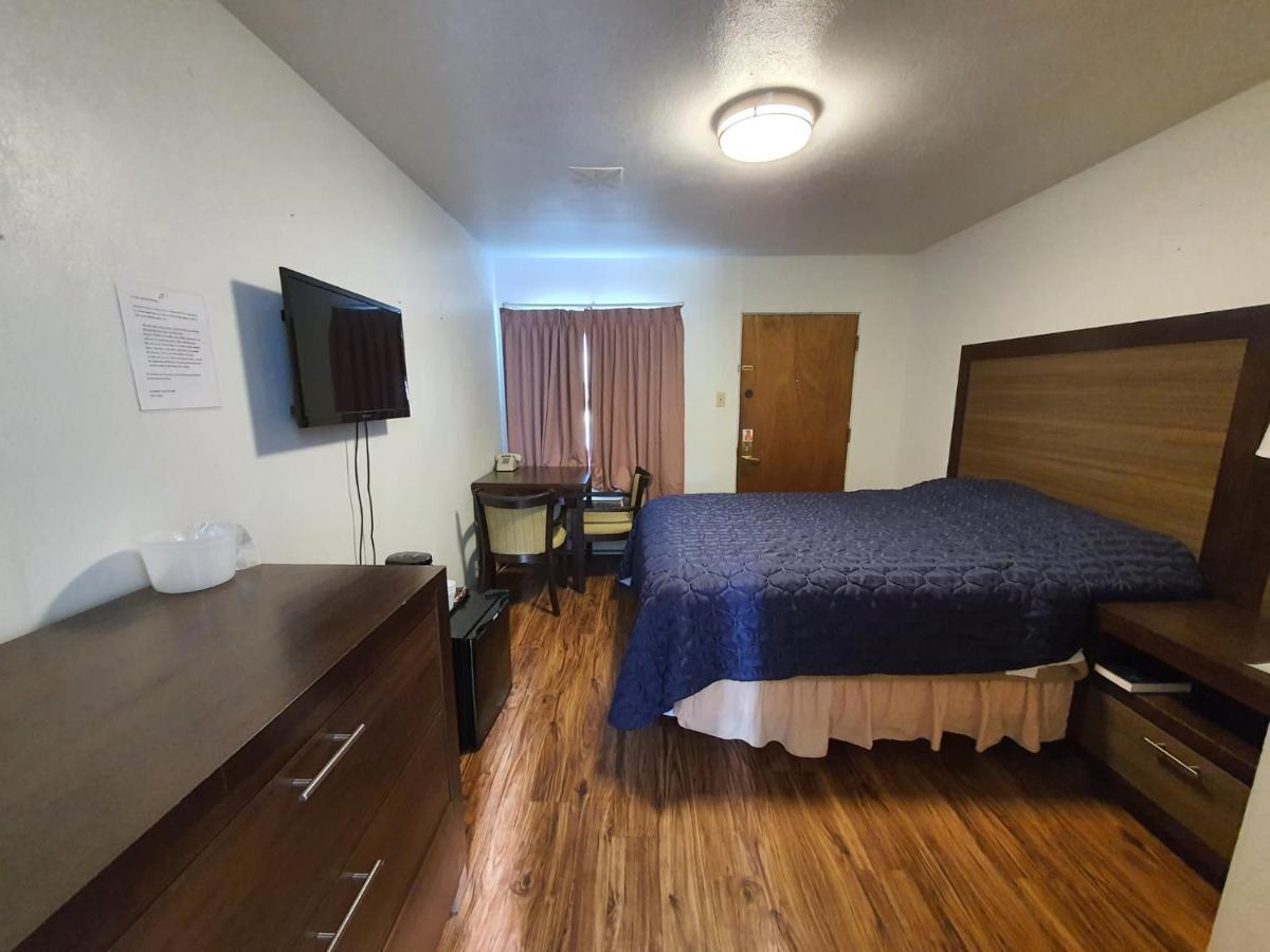 Sunrise Motor Inn Коди Экстерьер фото