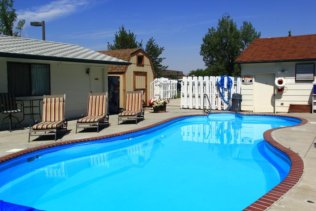 Sunrise Motor Inn Коди Экстерьер фото