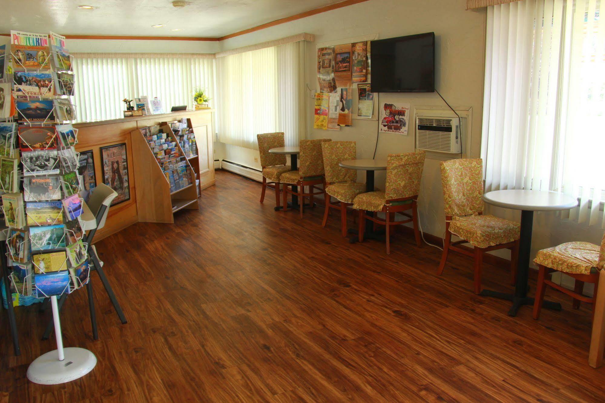 Sunrise Motor Inn Коди Экстерьер фото