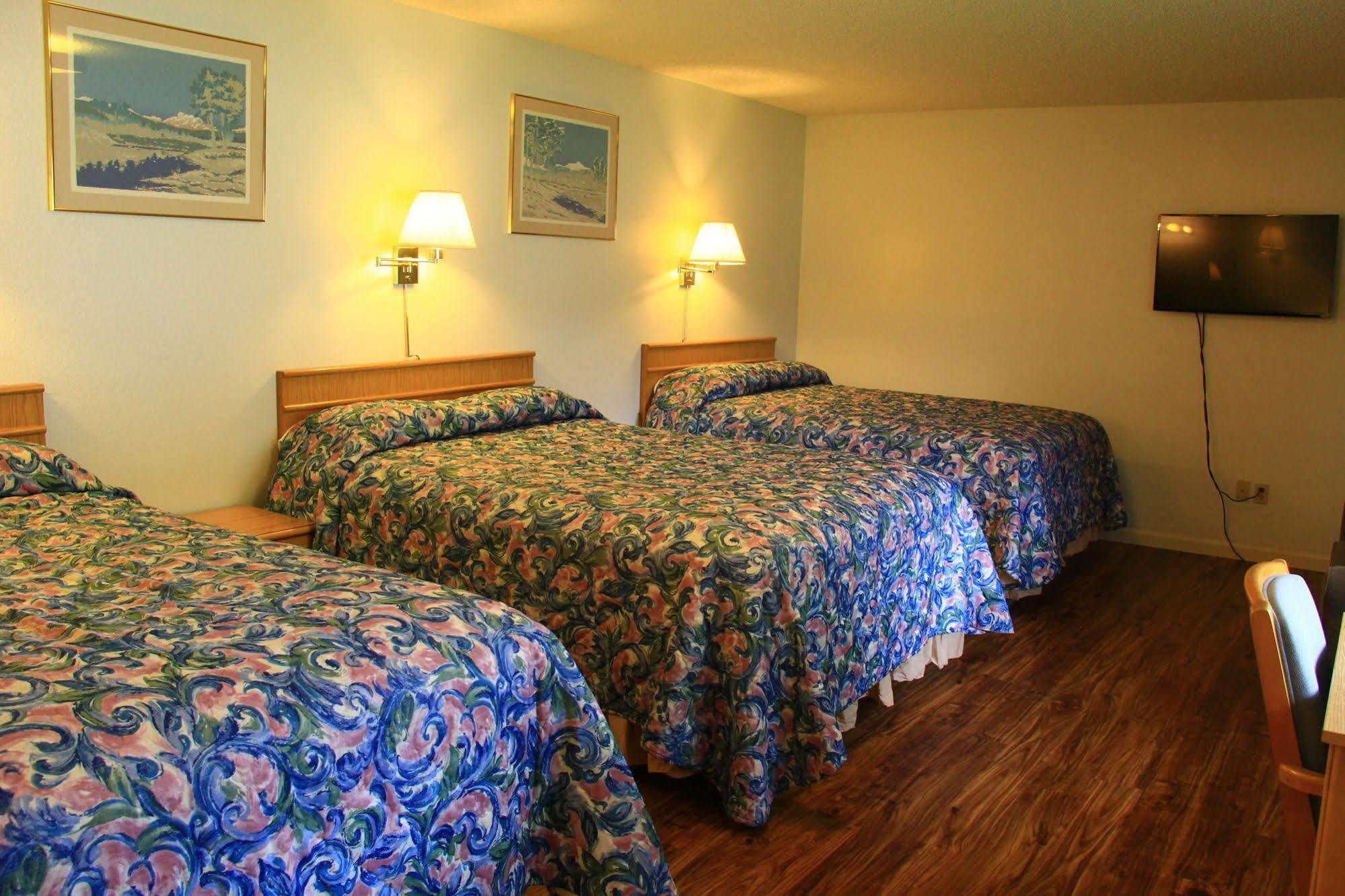 Sunrise Motor Inn Коди Экстерьер фото